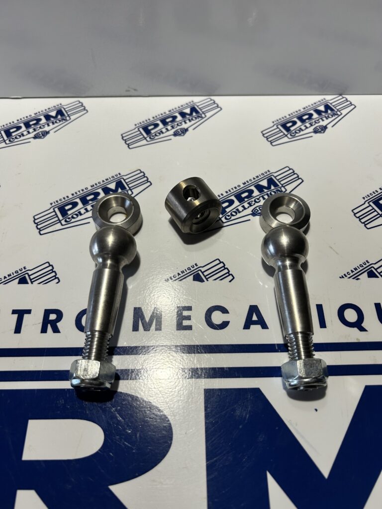2 ROTULES DE CREMAILLERE + 2 NOIX + ERGOT 11 BL